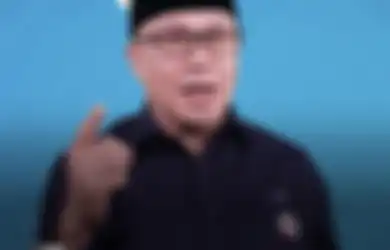 'Ninggalin Keluarga Demi Perempuan Peliharaan', Viral Video Detik-detik Dirut PT Taspen Diduga Dilabrak Saat Bersama Selingkuhan, Terekam Kamera Saling Dorong dengan Istri Sah di Pinggir Jalan