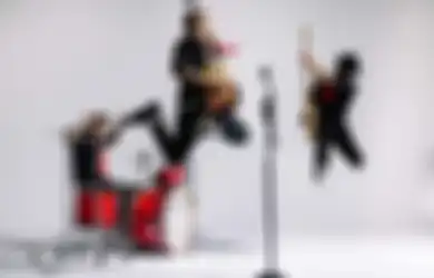 Rangkum Perjalanan 27 Tahun Bermusik, Superman Is Dead Rilis Video Klip Tentang Tiga Hari Ini!