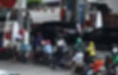 Panic Buying BBM Subsidi, Presiden Jokowi: Harga Baru Masih Dihitung...