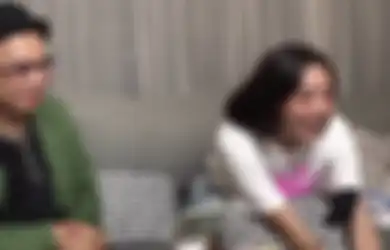 Getol Cari Cuan, Gisel Sampai Rela Tampil Begini Pakai Kamera HP, Foto Ibunda Gempi Disorot