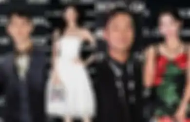 Potret Seleb Korea di Red Carpet Dolce & Gabbana x Frieze Art Event