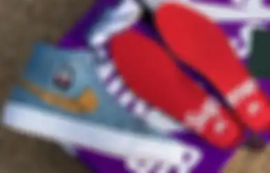 Tengok Nih First Look Supreme x Nike SB Blazer Mid Industrial Blue!
