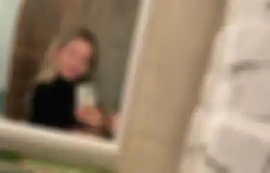 Lewat Meme, Anak Steve Jobs Sebut Desain iPhone 14 Sama Aja Dengan iPhone 13