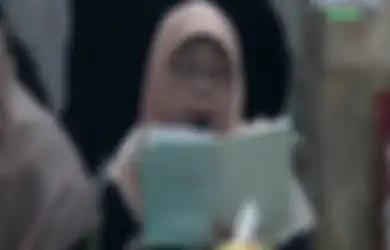 Ambruk Selagi Pimpin Baca Tahlil di Masjid, Ustazah Taslimah Ternyata Punya Tabiat Asli Begini, Foto Almarhumah Sampai Viral