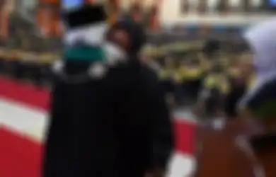 Mahasiswa UB Meninggal Karena Sakit, Ibunda Wakili Ambil Ijazah Pas Wisuda
