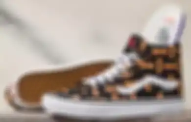 Kolaborasi Vans x Thrasher dalam Sneaker Skate Old Skool dan Sk8-Hi!