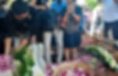 'Semoga Tuhan Mengampuni', Jenazah PNS Kota Semarang Iwan Budi Selesai Dimakamkan, Istri Ungkap Rencana ke Depan Ini