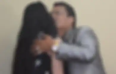 Sikat Habis Lawannya, Hotman Paris Tekuk Lutut Hadapi Artis Cantik Ini, Foto Sang Pengacara Minta Maaf Viral