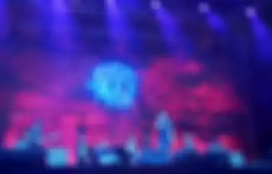 Ngaku Jadi Laki-laki Setia, Ahmad Dhani Nyanyikan Lagu Ini Bareng Ahmad Band di JogjaROCKarta 2022