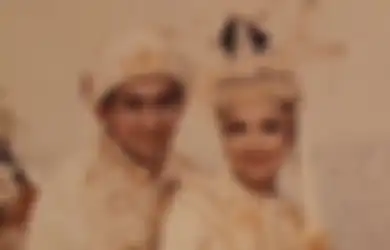 25 Tahun Dinikahi Ibrahim Assegaf, Najwa Shihab Unggah Video Silver Wedding Anniversary, Netizen Salfok dengan Potret Jadulnya Ini: Nggak Menua!