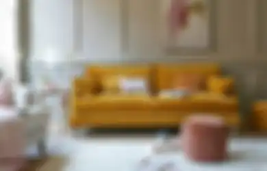 Bawa Suasana Cerah ke Dalam Ruangan Anda dengan Sofa Berwarna Kuning, Berikut Inspirasi Desainnya!