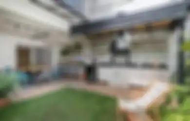 Asap Auto Pergi Tanpa Exhaust Fan, Desain Dapur Terbuka Minimalis Tampak Makin Segar di Taman Belakang Rumah, 7 Foto Inspirasinya Bikin Ngiler