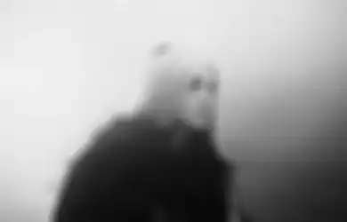 3 Rekomendasi Lagu Metal Unik dan Nyeleneh dari Proyek Solo Poppy!