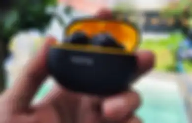 TWS realme Buds T100 Rilis di Indonesia, Flash Sale Cuma Rp 100 ribuan