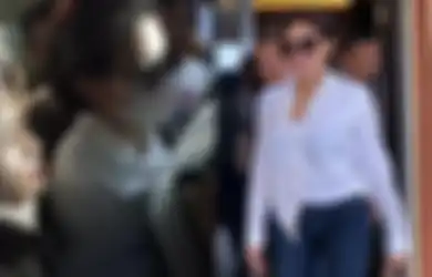 'Saya Dibikin Malu!' Menolak Ditahan, Nikita Mirzani Berteriak dan Menangis di Kejari Serang, Sang Manajer Minta Keadilan
