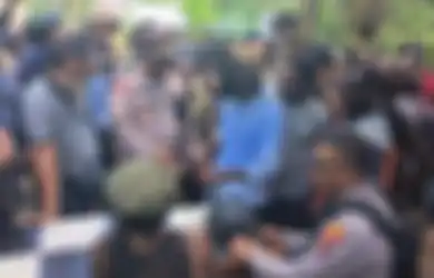 Lari-lari Kegirangan Meski Dihadiri Polisi Bersenjata Lengkap, KKB Papua Sesumbar Punya Pejabat Baru, ULMWP Syukuran Deklarasikan Perdana Menterinya