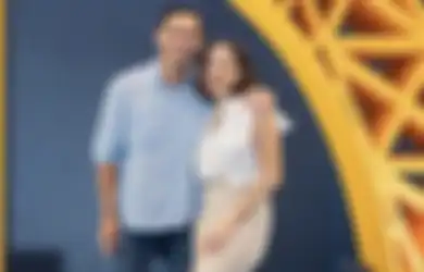 Gisel Akui Ibadah Bareng Rino Soedarjo, Tangan Sang Pengusaha Tajir Bikin Salfok di Foto Mesra Ibunda Gempi
