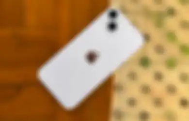 Review iPhone 14 Plus: Baterai Besar, Desain Lama, Namun Tetap Ringan