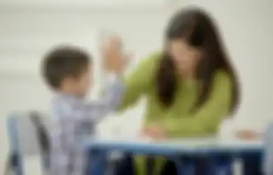 4 Zodiak yang Disukai dan Cepat Akrab Dengan Anak Kecil, Ada Kamu?