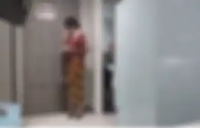 Wanita Kebaya Merah Dikira Influencer Bali, Ternyata Video Viral 16 Menit Dibuat di Kota Ini, Foto Buktinya Terkuak