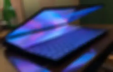Hands on Laptop 2 Layar ASUS Zenbook Pro 14 Duo OLED, Produktif Seperti PC Desktop!
