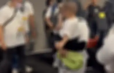 Arena Tiba Tiba Tenis Sesak, Foto Cipung Jadi Sorotan Karena Ini
