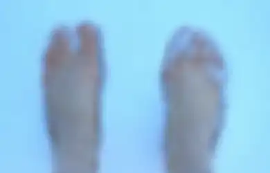 Kaki Sering Terasa Dingin? Awas Jadi Pertanda 5 Penyakit Ini!