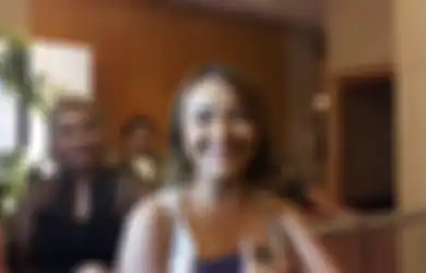Datang Seorang Diri, Amanda Manopo Jadi Pusat Perhatian di Acara Pernikahan Glenca Chysara dan Rendi Jhon, Gaun Seksi yang Dikenakan Bikin Salfok