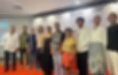 Kisah Klasik 'Lewat Djam Malam' diadaptasi Jadi Pentas Teater Kolaborasi Film!