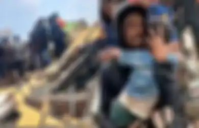 3 Hari Terjebak di Reruntuhan, Bocah 4 Tahun Ini Selamat Meski Tak Makan dan Minum Selama 60 Jam, Begini Kisah Dramatis Penyelamatan Azka