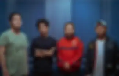 Is Pusakata Balik ke Payung Teduh yang Ganti Nama jadi Parade Hujan!