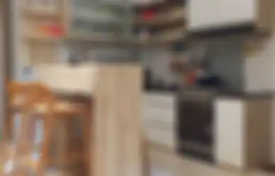 Puas Foto Desain Dapur Sempit Dipuji, Aplikasi Model Kitchen Set Minimalis Tak Biasa Rahasianya