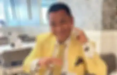 Langsung Didatangi CEO Starbucks, Hotman Paris Dapat Perlakuan Tak Biasa Ini saat Lakukan Hal Nyeleneh, Netizen: Tidak Berlaku untuk Rakyat Jelata