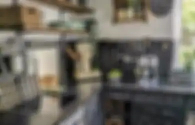 Alasan Desain Dapur Jadul Dipasangi Elemen Bermotif Tak Biasa, Agar Foto Interiornya Makin Aesthetic