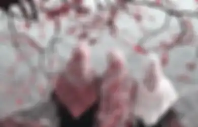 Wanita Muslim Harus Hati-hati Agar Tak Dilaknat Allah SWT, Simak Penjelasan Ustaz Khalid Basalamah Soal Kekeliruan Perempuan dalam Mempercantik Diri, Termasuk Soal Pakai Parfum
