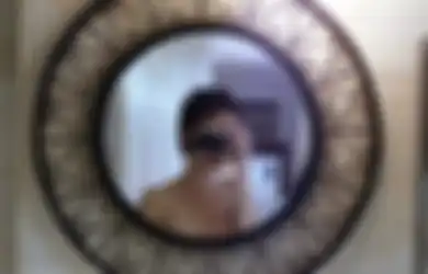Cara Foto Selfie yang Bikin Kita Makin Pede di Medsos, Cobain Deh