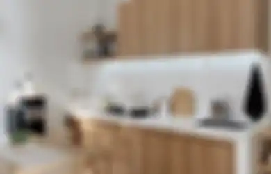 Senangnya Foto Kabinet Dapur Kinclong Lagi, Begini Cara Bersihkan Jamur Bandel di Area Memasak