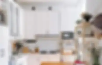 Biar Gak Bikin Uring-uringan, Desain Dapur Mungil Ditata dengan Trik Tak Biasa, Foto Hasilnya Dijamin Aesthetic