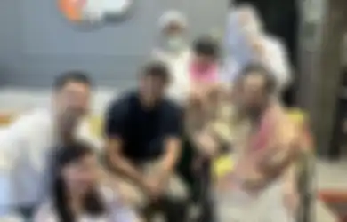 Jarang Terekspos, Ini Deretan Foto Interior Rumah Mewah Nenek Raffi Ahmad, Ruang Tamunya Dipenuhi Dekorasi Tak Biasa