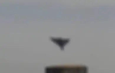Ketangguhan Drone Bunuh Diri Rusia, Tetap Meluncur Menuju Target Meski Ditembak Senjata Anti-Pesawat Ukraina, Netizen: Geran 2 Tidak Peduli