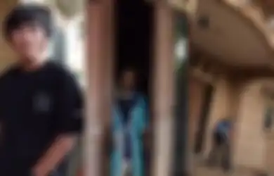 Terlihat Berbeda Usai Dibersihkan, Ternyata Rumah Ibu Eny Sangat Megah Meski Tak Terurus Puluhan Tahun, Dulu Menyeramkan Kini Nampak Bak Istana