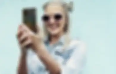 Cara Foto Mirror Selfie dengan Menggunakan Kamera HP, Ini Triknya