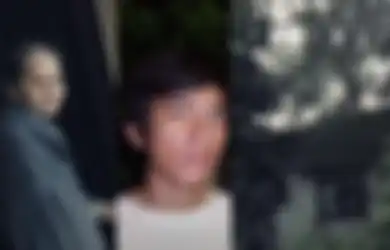 Bocah Lato-lato Mulai Serbu Rumah Bu Eny dan Tiko, Hunian yang Sempat Terbengkalai Kini Jadi Ramai Dibuat Konten Emak-emak