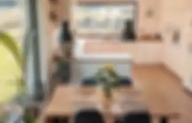 Biar Fungsinya Lebih Banyak, Dapur Kecil Dirombak dengan Cara Berbeda, Pantas Foto Hasilnya Jadi Referensi