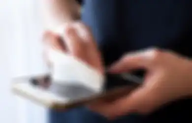 4 Pantangan yang Harus Dihindari Saat Bersihkan HP Android, Penting!