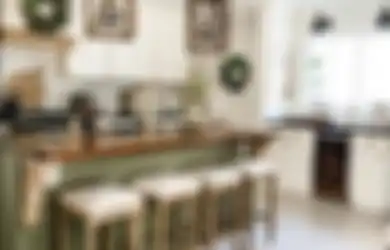 Tips Desain Dapur Terbuka Anti Berantakan, Mainkan Bagian Meja di Area Masak