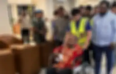 Diberangkatkan KPK Naik Pesawat Lion Air Carteran ke Jakarta, Gubernur Papua Akhirnya Berhasil Dibekuk di Restoran, Begini Kondisi Lukas Enembe Sekarang