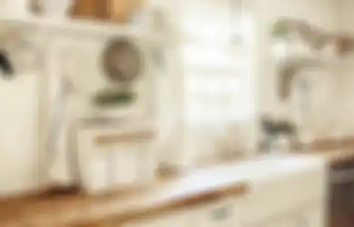 Kombinasi Warna Elegan, Desain Dapur Kecil Tampil Beda, Potret Interiornya Terasa Lebih Adem