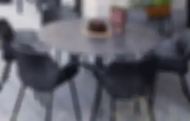 Apa Aja sih Jenis Meja yang Akan Cocok untuk Ruang Outdoor? Berikut Daftarnya!