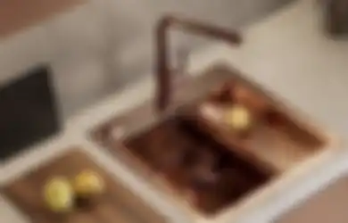 Noda Karat Membandel? Potret Wastafel Dapur Kinclong Lagi Berkat 4 Bahan Alami